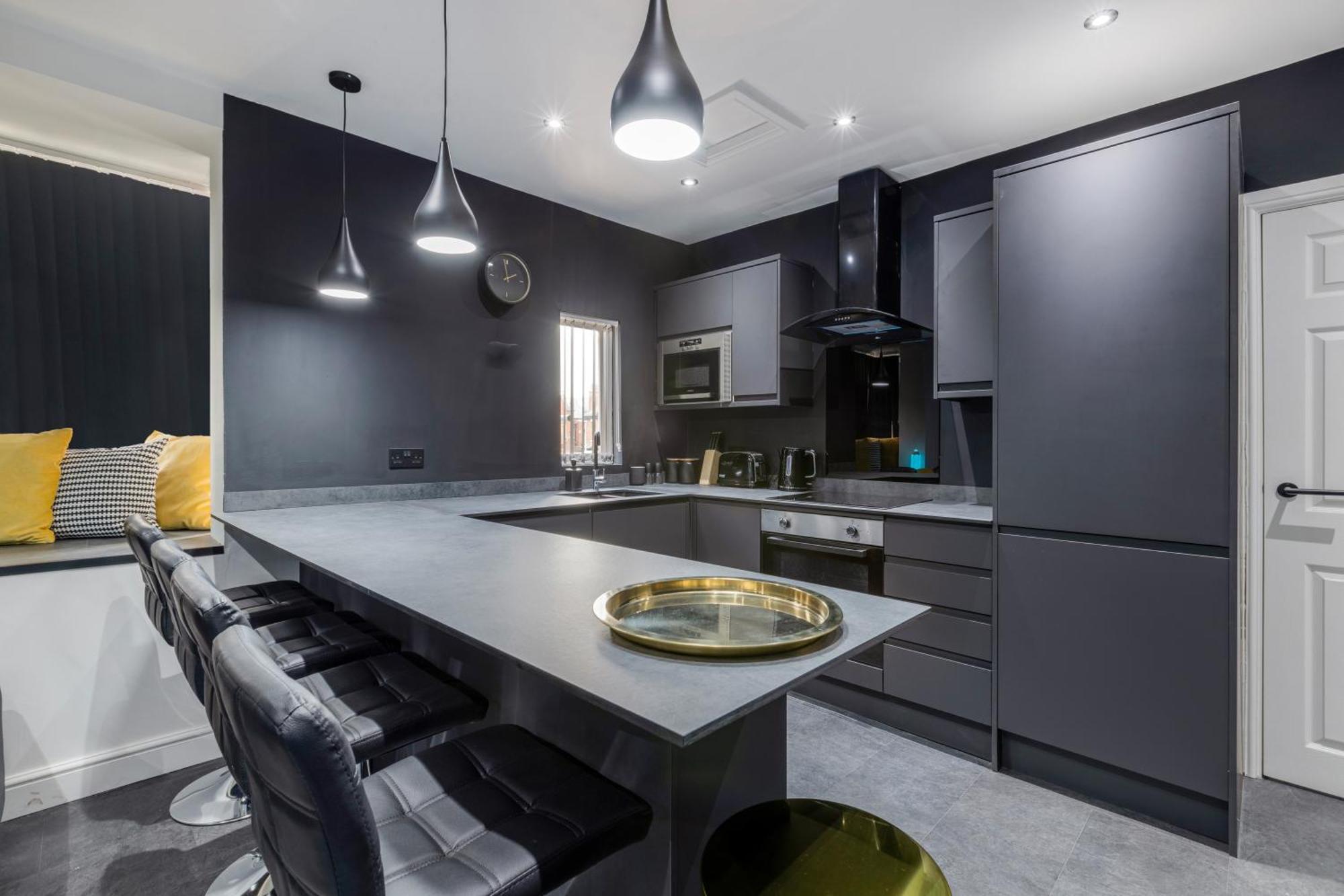 Two Bed Modern Apartment 5Min Walk To Town Centre With Free Parking ! Under New Management Blackpool Esterno foto